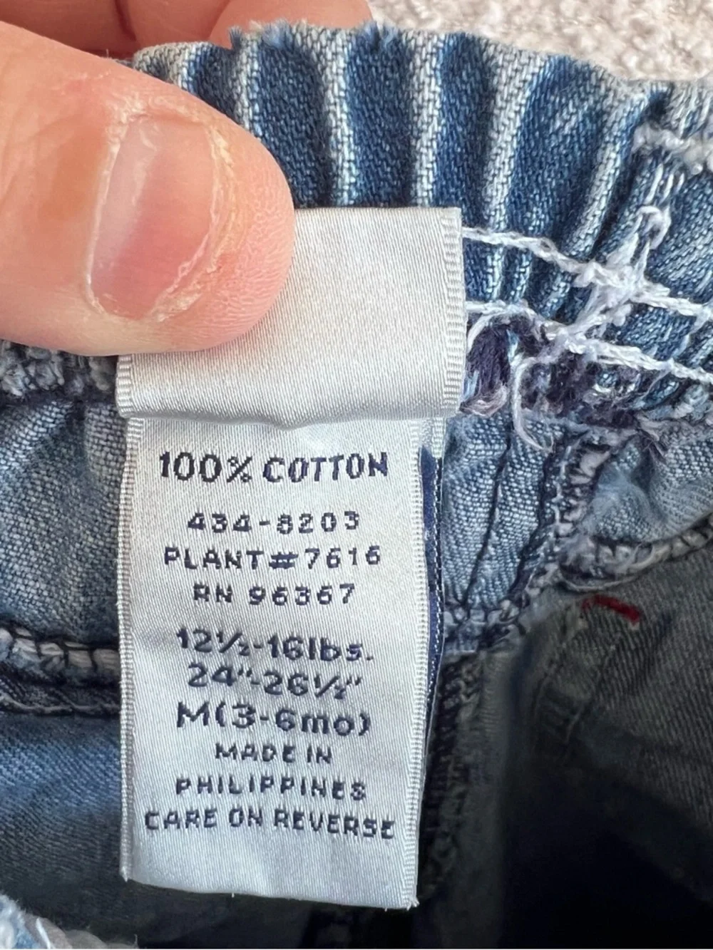 Osh Kosh B’Gosh Vintage Retro Baby Blue Denim Embroidered Jeans‎ Size 3-6 Months